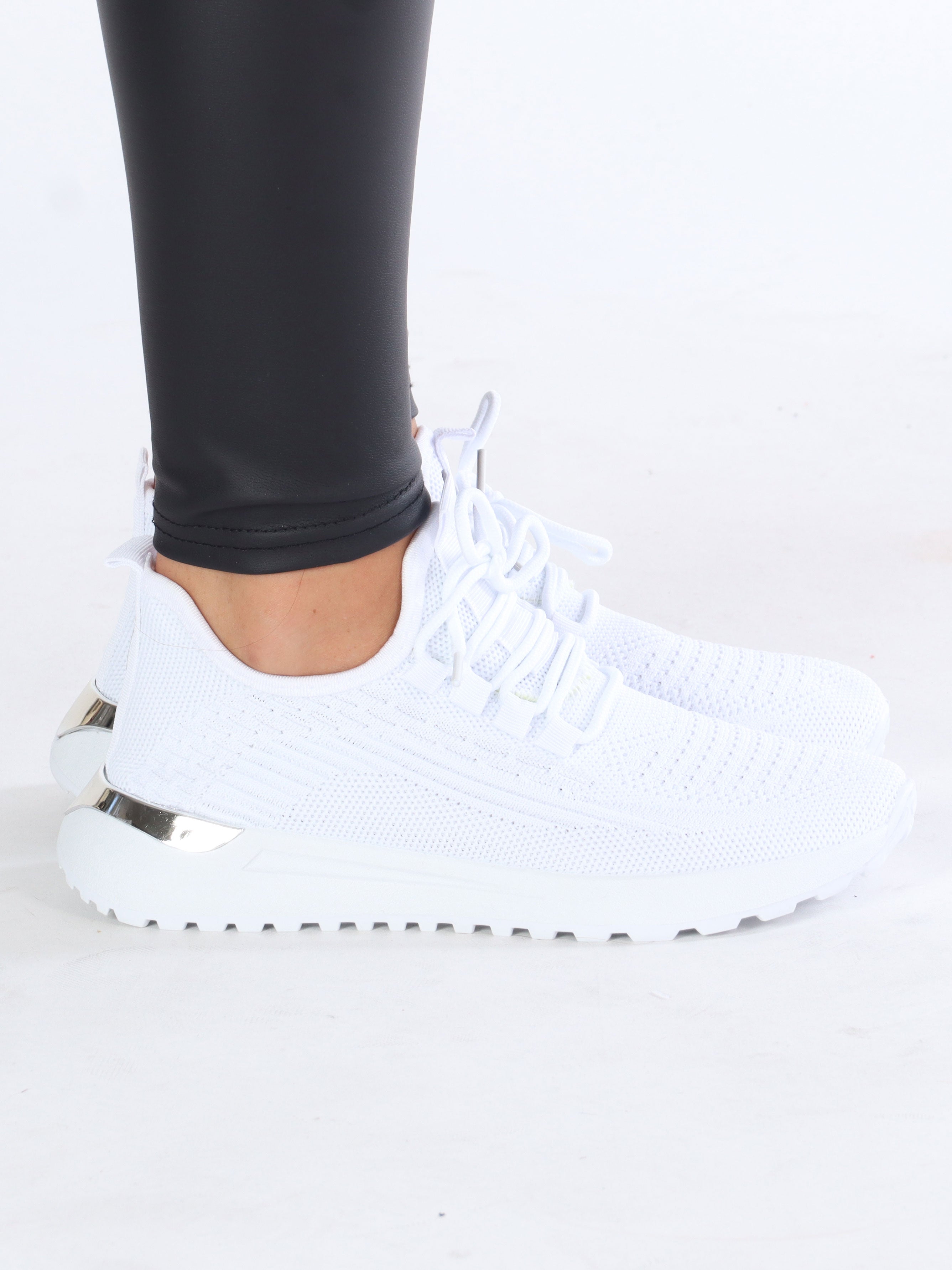 Arjana - Sokkesneakers med hvid sål